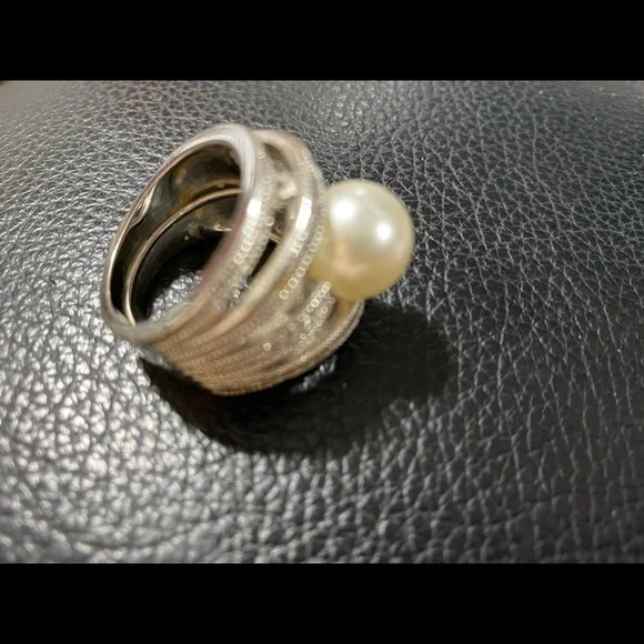 Pretty ring - Picture 4 of 4